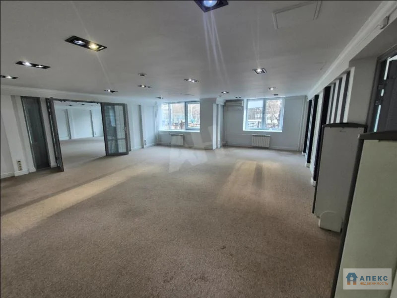 Аренда помещения (ПСН) пл. 310 м2 под магазин, нотариуса, турфирму, ... - Фото 4