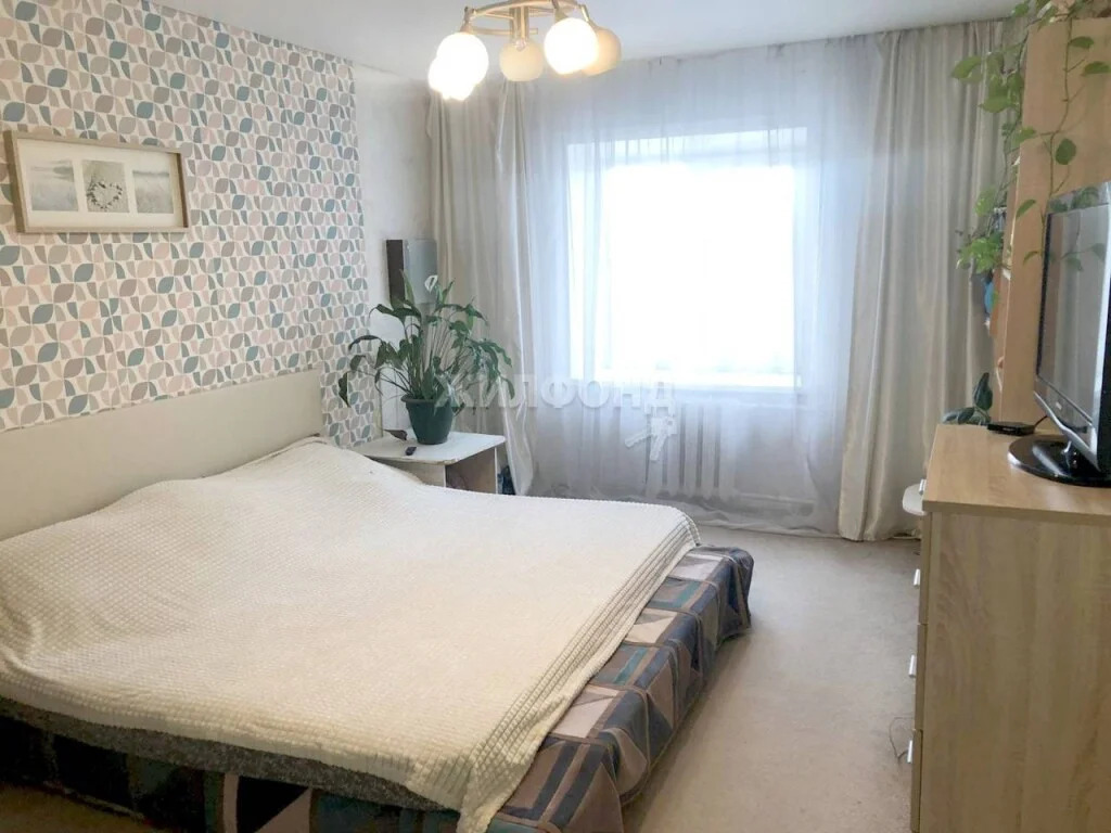 Продажа квартиры, Новосибирск, Сибиряков-Гвардейцев пл. - Фото 0