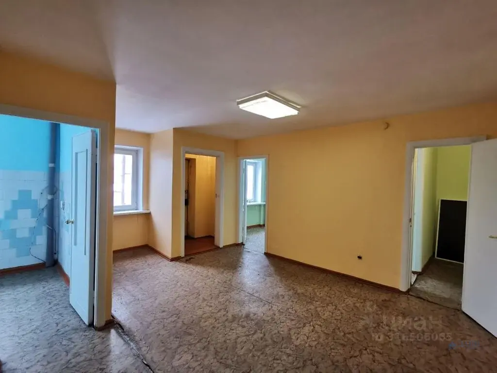 Продаю помещение свободного назначения 44.3м ул. Гагарина, 6, Магадан, - Фото 1