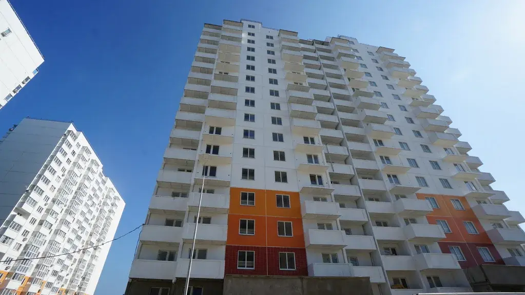 Купить двухкомнатную квартиру с ремонтом в новом доме г. Новороссийск - Фото 2