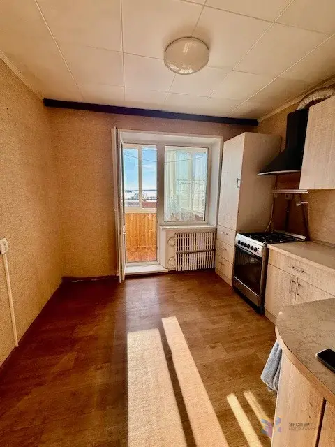 Продам квартиру - Фото 10