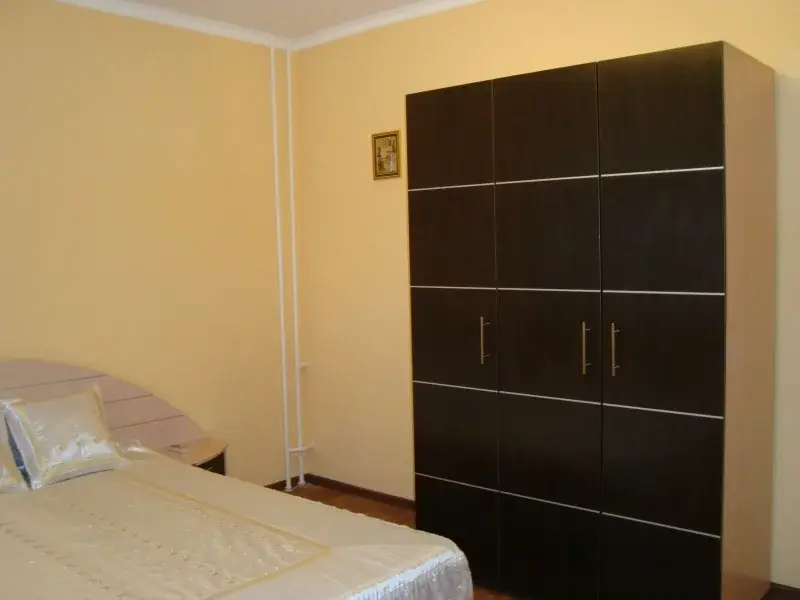 Сдам 1 комнатную квартиру с евроремонтом - Фото 2