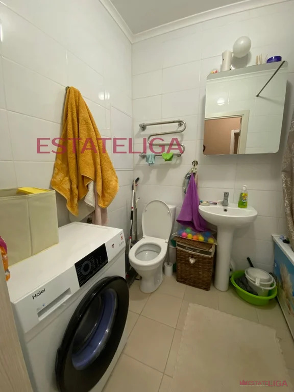 Продажа квартиры, Коммунарка, Сосенское с. п., ул. Александры ... - Фото 0