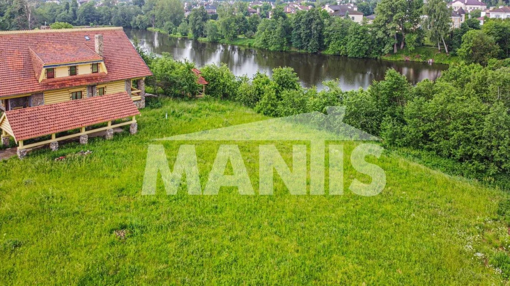 Участок на берегу в Славково - Фото 2