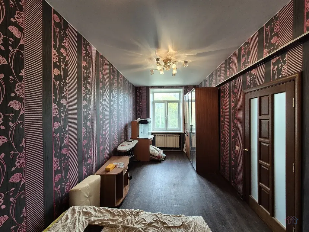 Комната 37 м2 в 4-к., 2/4 эт. - Фото 8