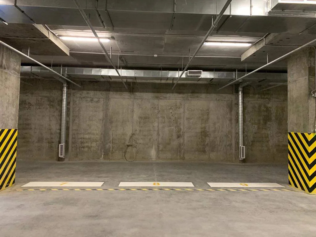 Продается место на закрытой стоянке, 13.3 м2 - Фото 4