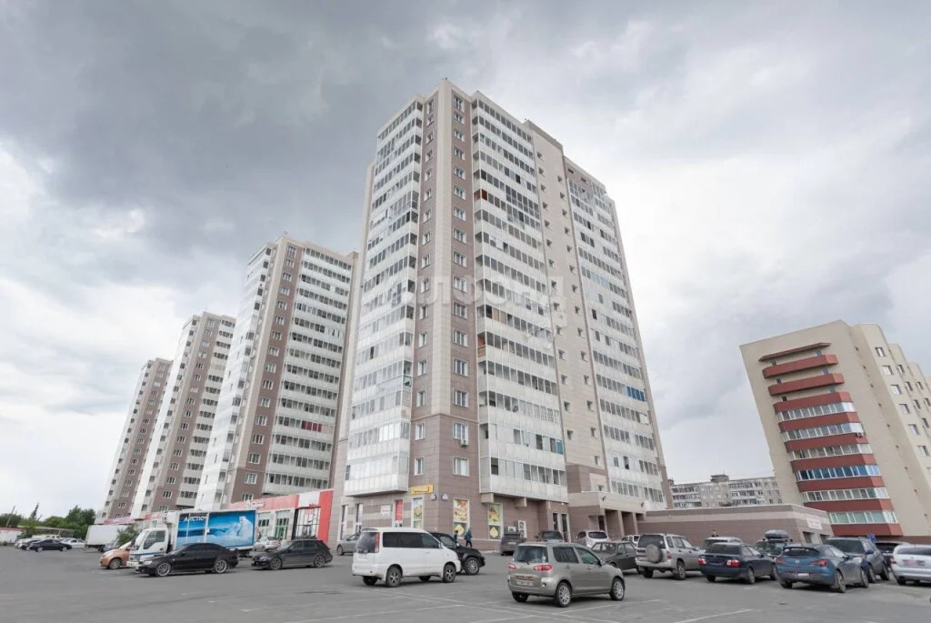 Продажа квартиры, Новосибирск, Кирова пл. - Фото 1