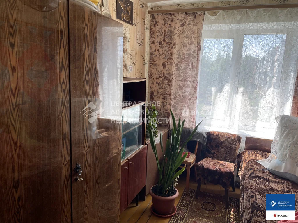 Продажа квартиры, Октябрьский, Михайловский район, ул. Есенина - Фото 2
