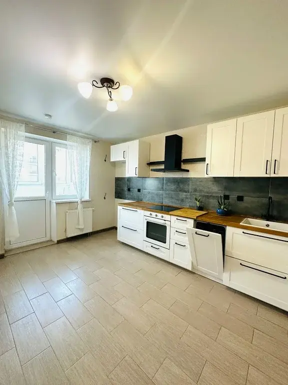 3-к. квартира, 74 м, 15/17 эт. - Фото 0
