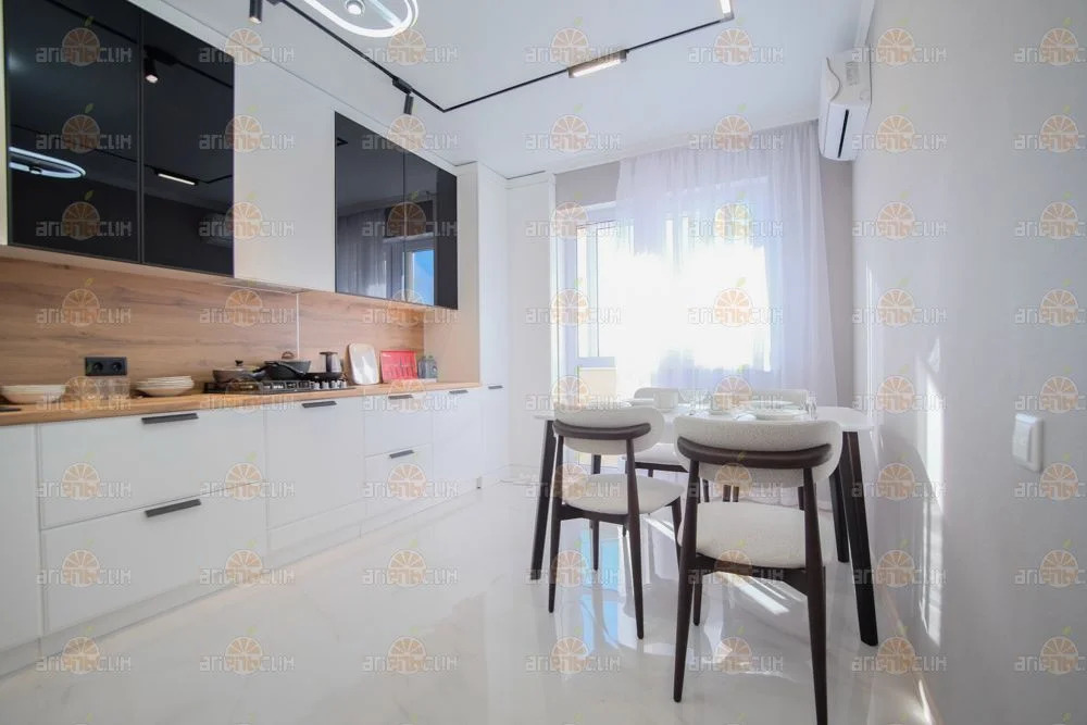 2-комн. квартира - Фото 2