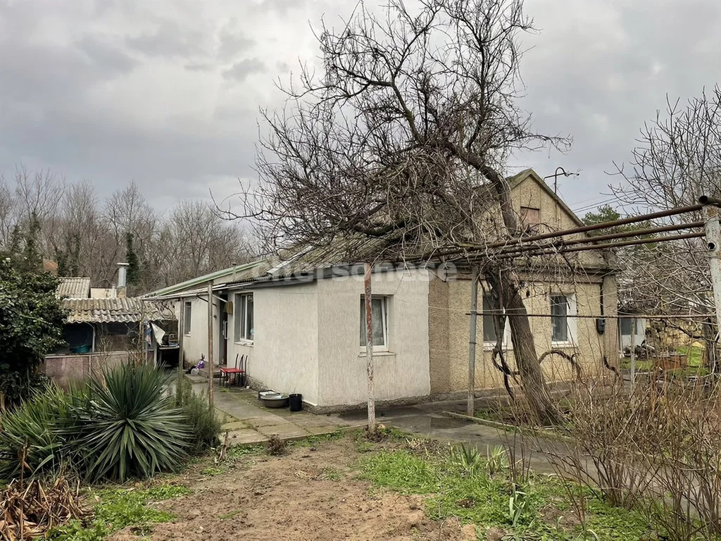 Продажа дома, Черноморское, Черноморский район, улица 60-летия Октября - Фото 1