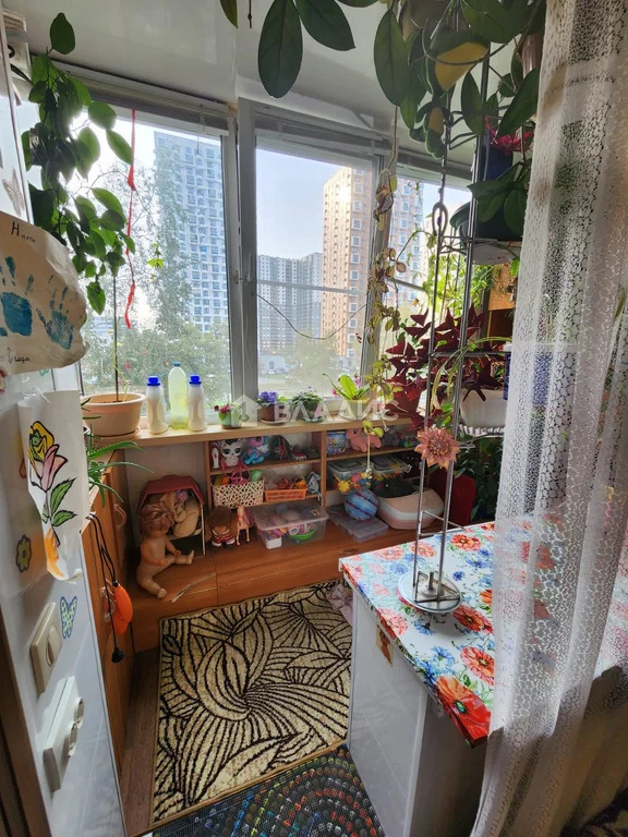 Санкт-Петербург, Дальневосточный проспект, д.34к1, комната на продажу - Фото 0
