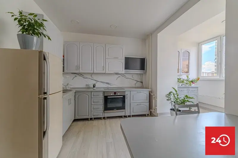 В продаже большая 2-комн.квартира по ул. Лунная 1 - Фото 1