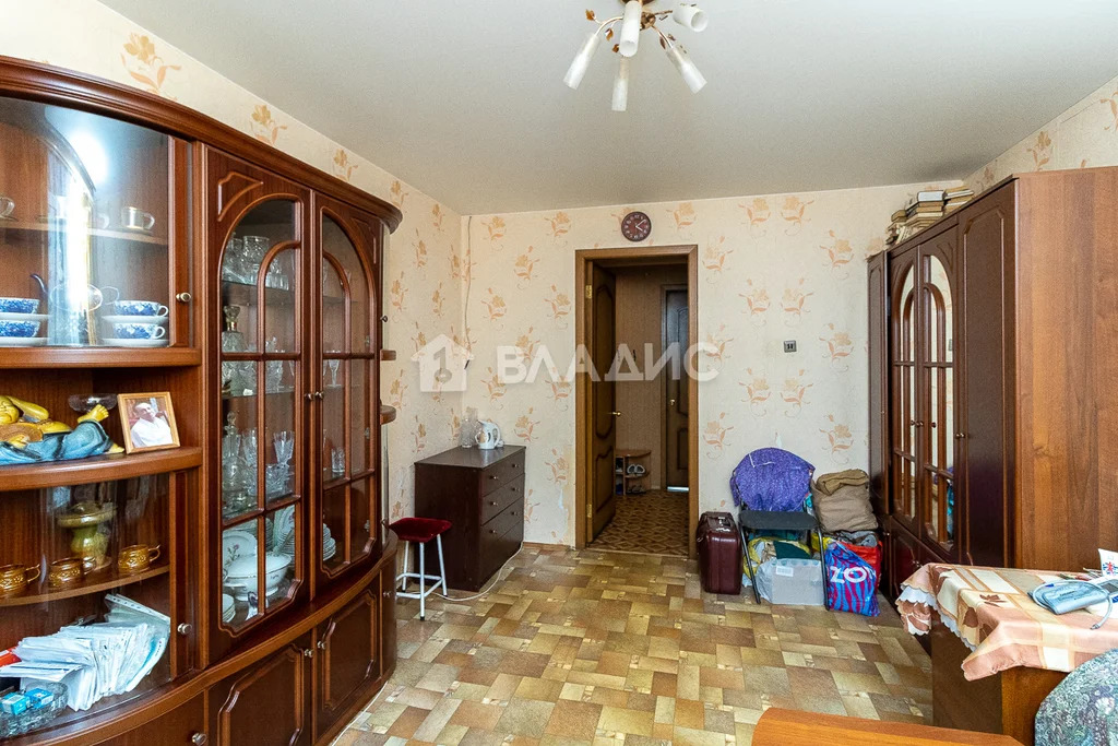 городской округ Владимир, улица Труда, д.17, 3-комнатная квартира на ... - Фото 1