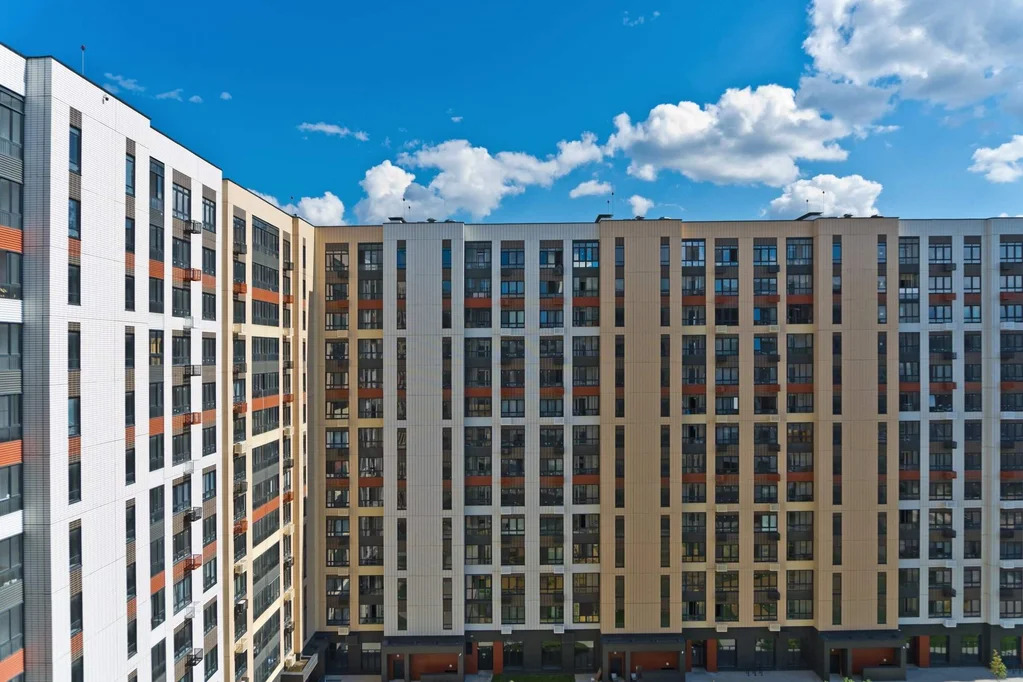 Продам 2-комн. квартиру 53.2 кв.м. - Фото 2