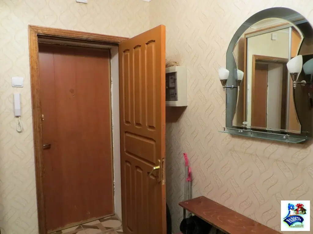 Продам хорошую квартиру с тремя лоджиями. - Фото 1