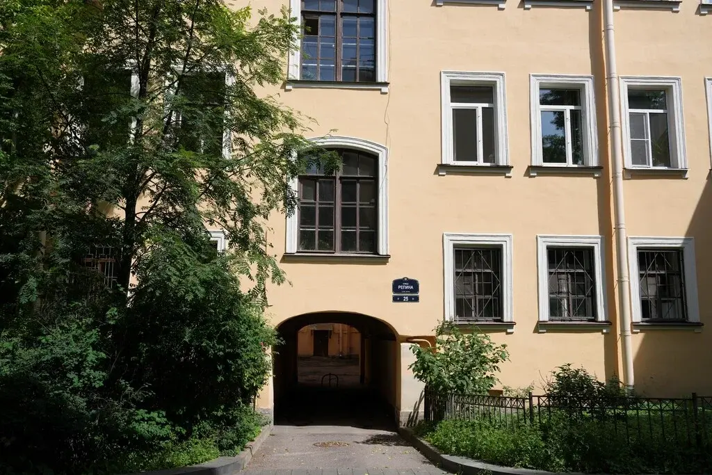 Продам 2-х комн. квартиру в СПб. от владельца: 1-я линия ВО, дом 24. - Фото 3