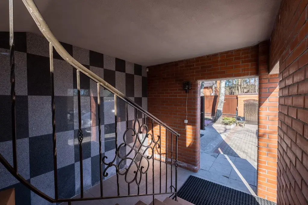 Уютный коттедж в черте г. Выборг - Фото 14