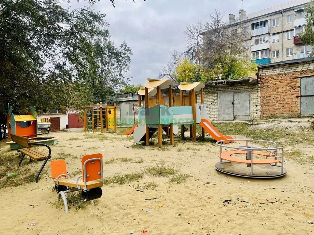 Продажа квартиры, Вольск, 2-й Комсомольский пер. - Фото 0