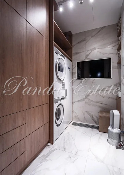 Дизайнерский ремонт! 3 спальни! (ном. объекта: 9684) - Фото 10