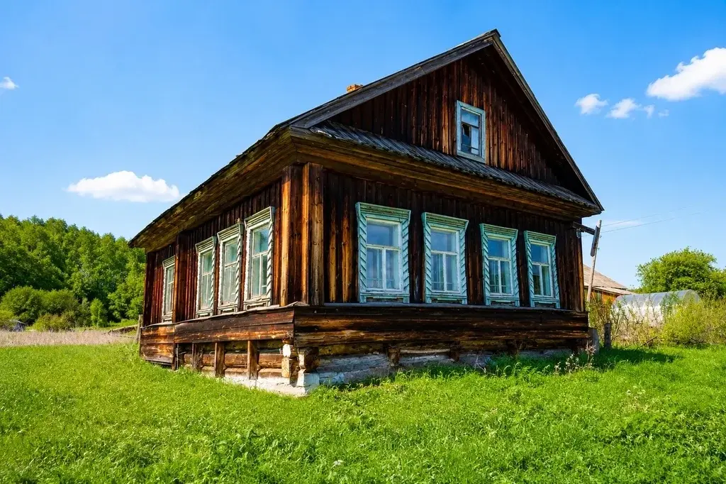 Дом по ул. Школьная - Фото 1