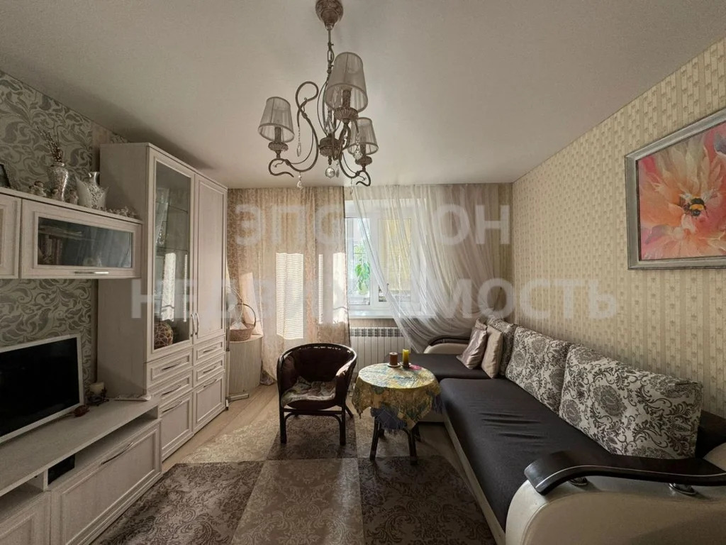 3-к. квартира, 60 м, 5/5 эт. - Фото 1