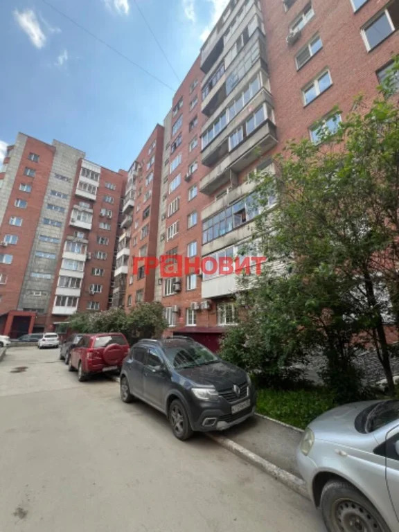 Продажа квартиры, Новосибирск, ул. Революции - Фото 1