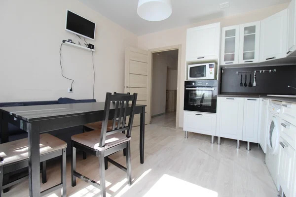Продам двухкомнатную (2-комн.) квартиру, Кораблестроителей пр-кт, 5... - Фото 9