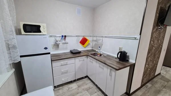 2х- комнатную квартиру в центре г.Углегорска сдам посуточно - Фото 5