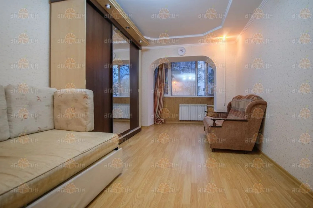 1-комн. квартира - Фото 1