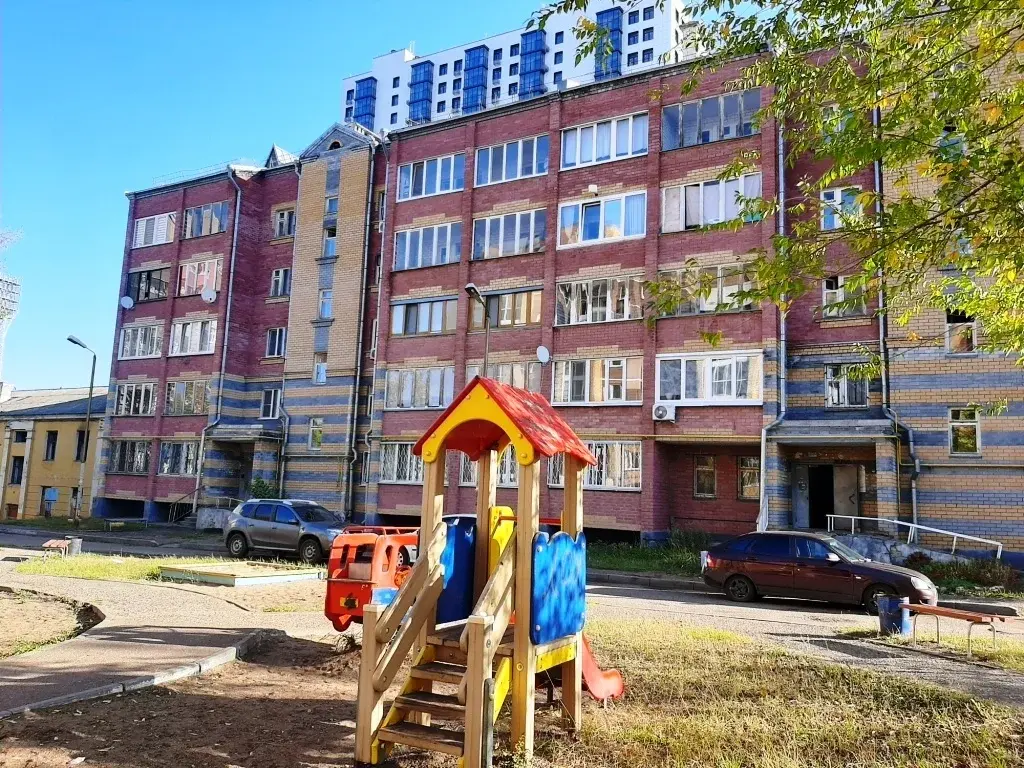 Продам двухкомнатную квартиру "улучшенной планировки" в Казани - Фото 1