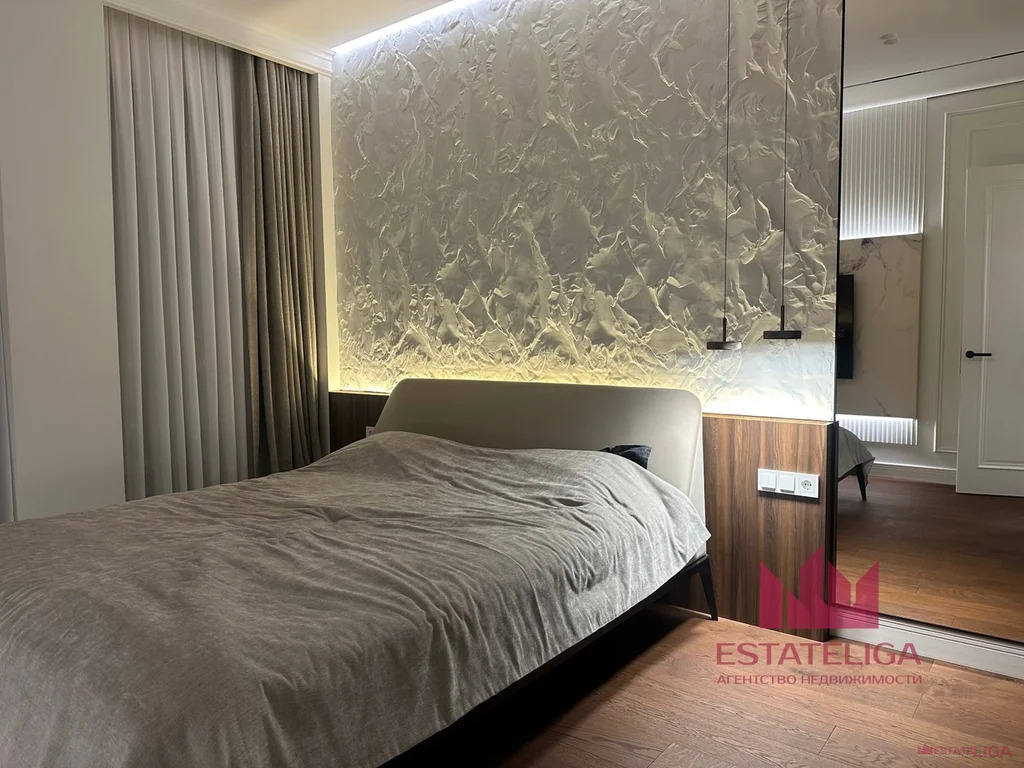 Продажа квартиры, бульвар Братьев Весниных - Фото 1