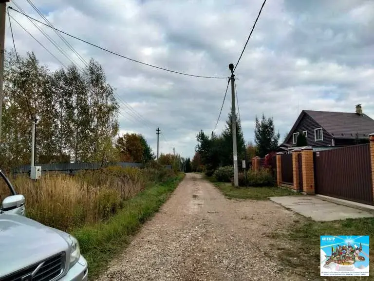 Шикарный участок ИЖС в д. Люторецкое в красивом месте у реки с газом - Фото 2