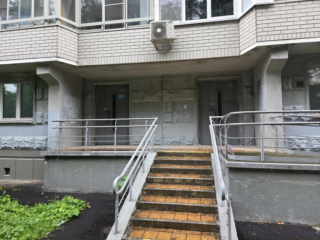 Продажа торгового помещения, ул. Молодцова - Фото 4