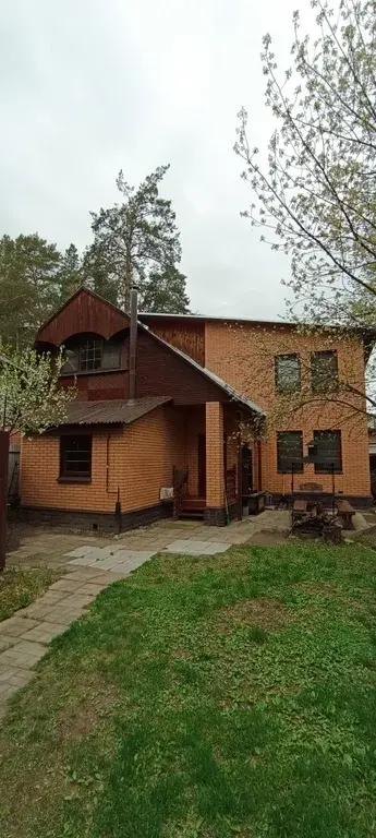 Продаётся уютный двухэтажный дом в живописном посёлке Малаховка - Фото 1