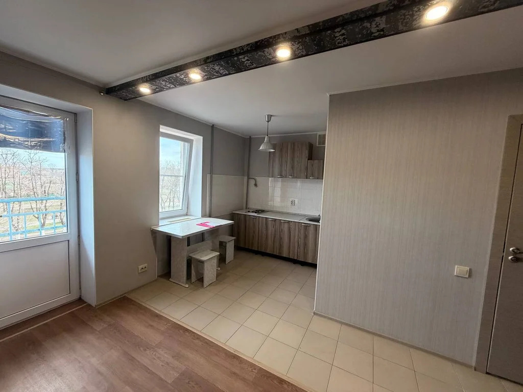 Продажа квартиры, Черноморский, улица Юбилейная - Фото 4