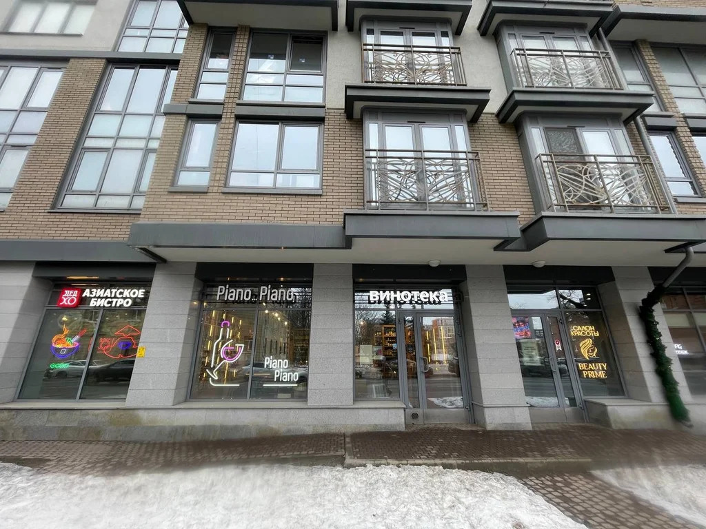 Продается готовый бизнес сеть винотек 60 м2 - Фото 1