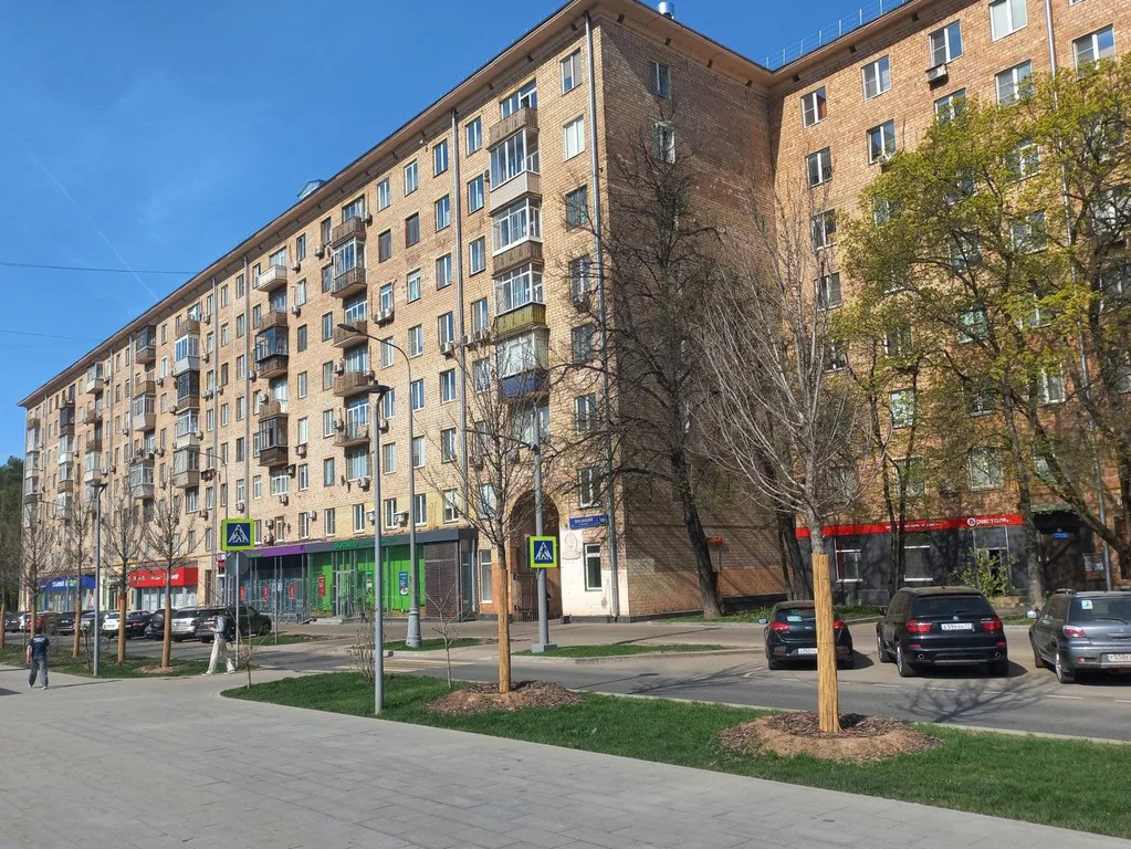 Ленинский 62 - 1-2 этаж ПСН отдельный вход - 271 м2 - Фото 1