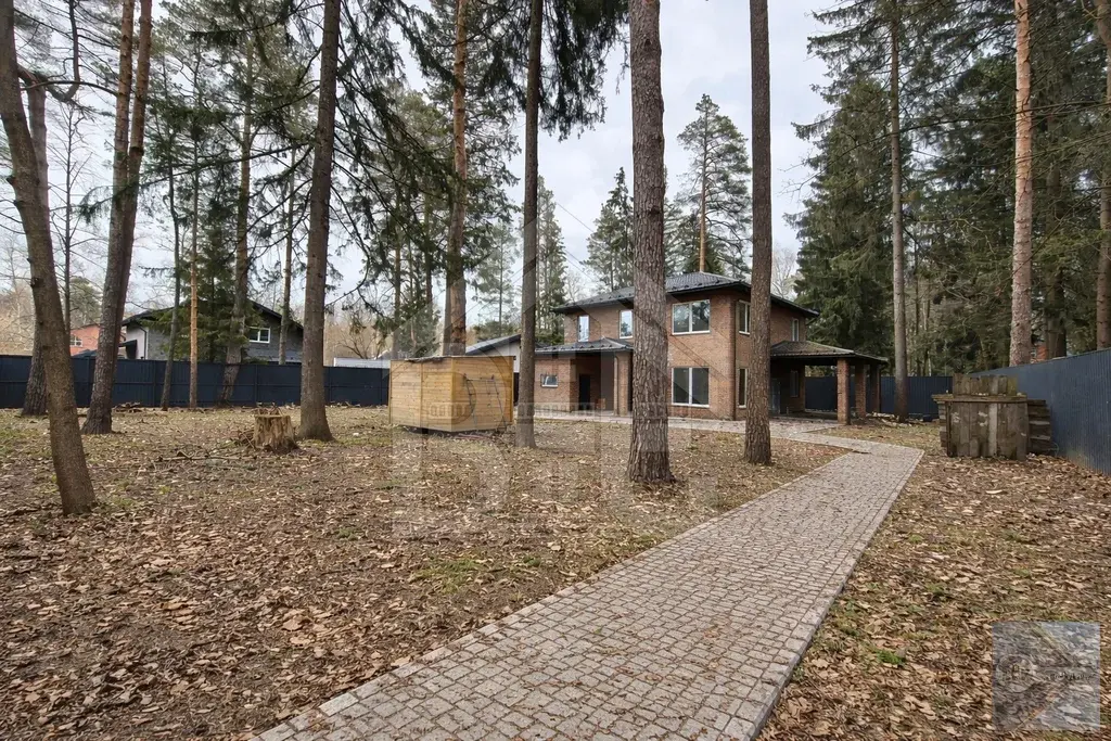 Дом в сосновом лесу, 210 м2, участок 11 соток - Фото 12