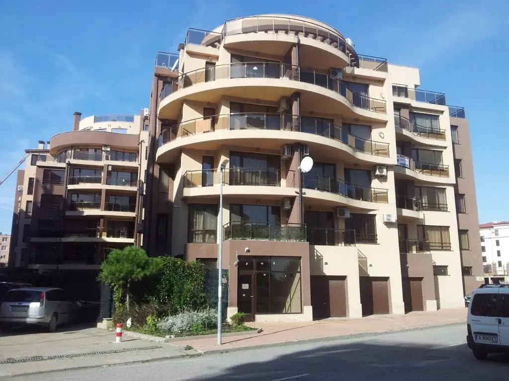 Продаются 2-х комнатные Апартаменты в Болгарии. 50 метров от моря - Фото 17