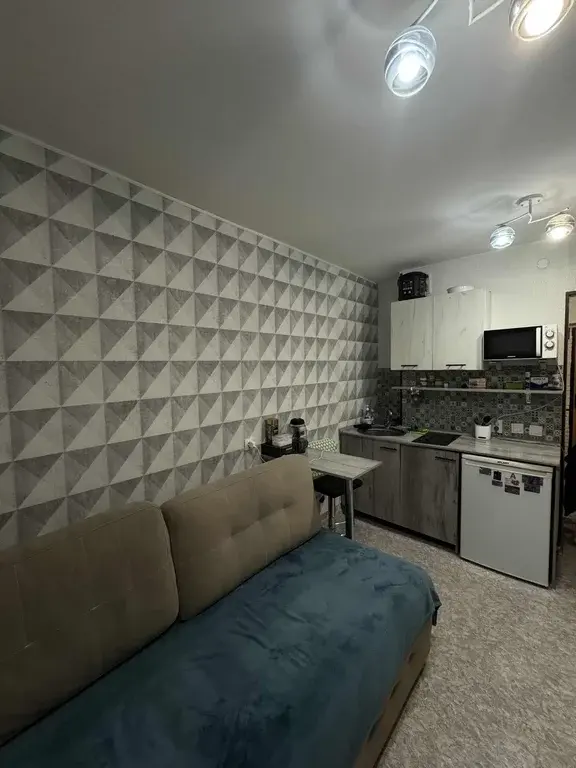 Продам студию на Лесопарковой с ремонтом и мебелью - Фото 1