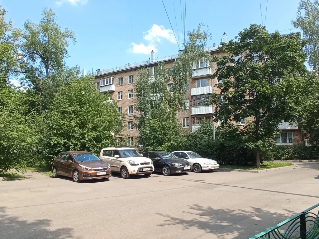 Продажа квартиры, ул. Живописная - Фото 1