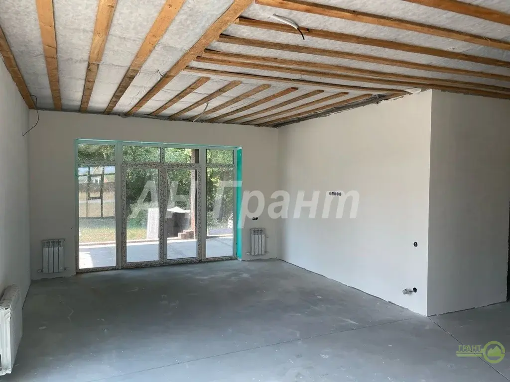Шикарный дом с ГАРАЖОМ  и НАВЕСОМ , рядом лес - Фото 10