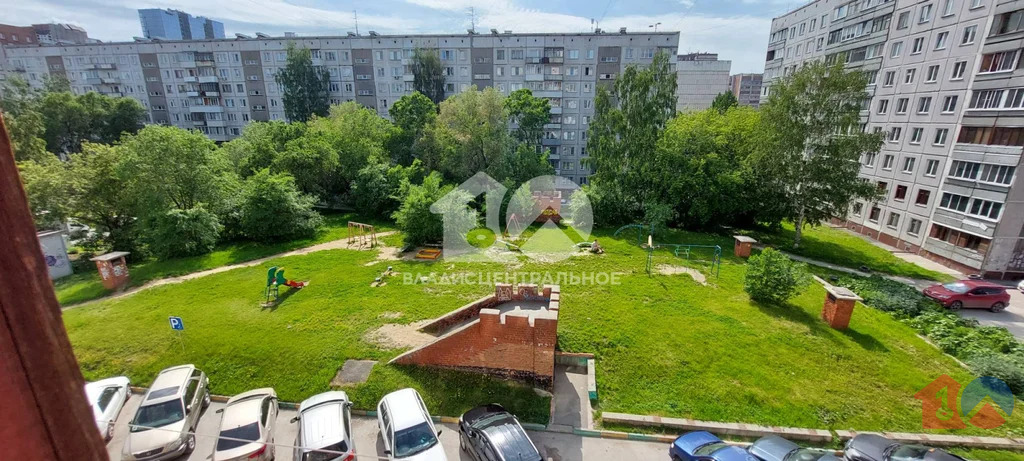 городской округ Новосибирск, Новосибирск, улица Кошурникова, д.14, ... - Фото 7