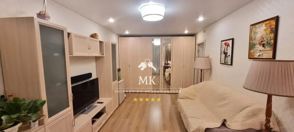 Продается 2 ком.квартира +машиноместно в подземном паркинге - Фото 1