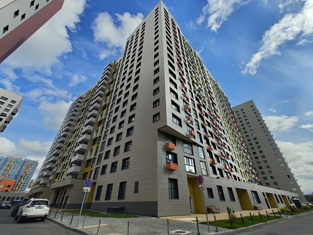 Продажа торгового помещения, 6-я Радиальная улица - Фото 1