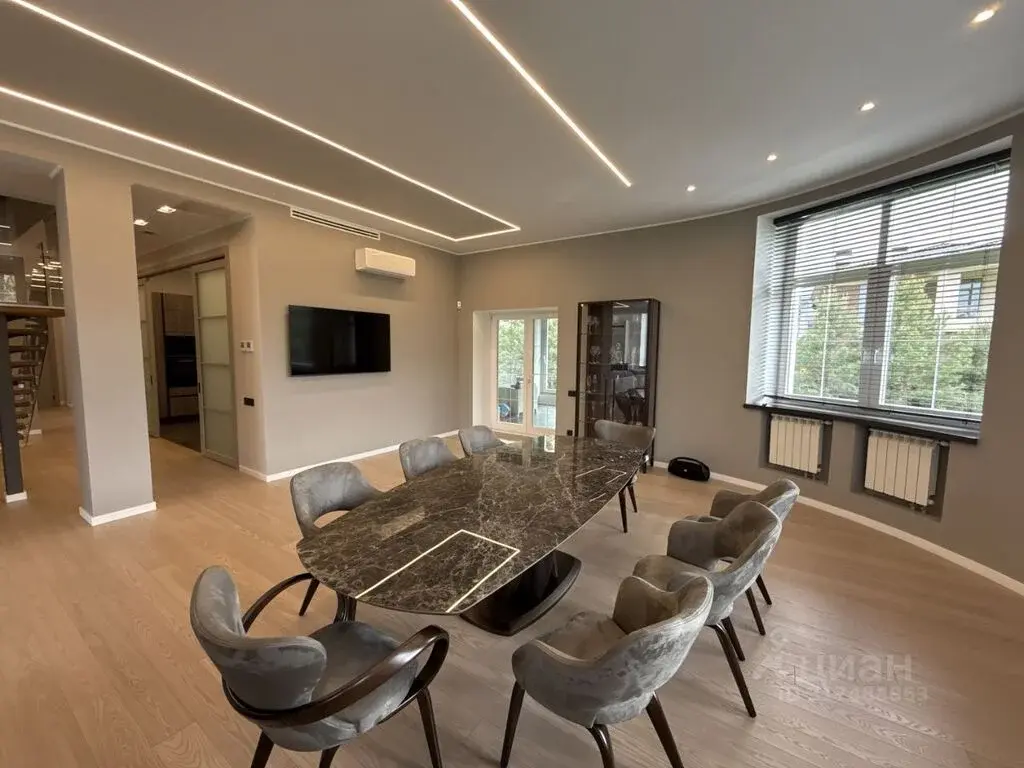 Снять коттедж 700.0м Московская область, Истра муниципальный округ, ... - Фото 1