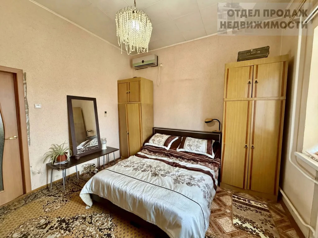 Кирпичный дом с 2 гаражами и баней - Фото 2