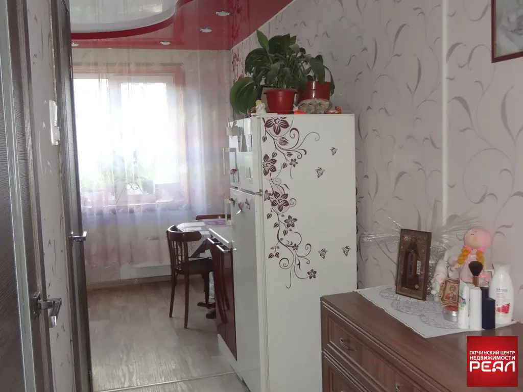 гатчина красноармейский проспект 32. двухкомнатные квартиры в гатчинском районе. бернгардовка 1кв вторичка. коммунар садовая 2. съемная квартира в гатчине.