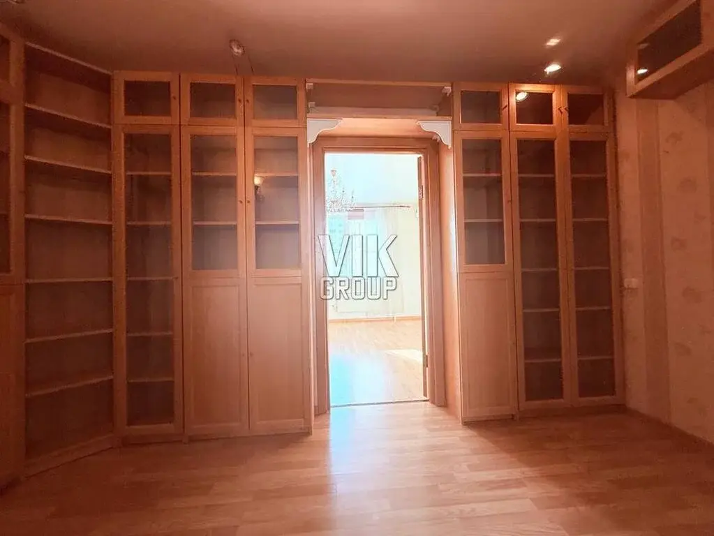 Продается просторная светлая трехкомнатная квартира с евро ремонтом - Фото 9